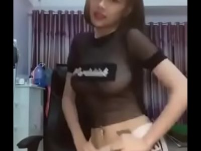 Gái xinh đãng dâm nhảy uốn éo trên live cực cuốn