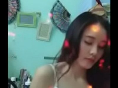 Gái xinh uplive nhảy gợi cảm 18