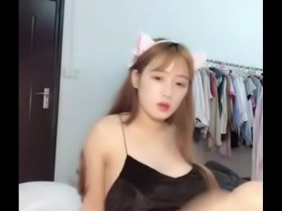 Girl xinh khoe dáng cực ngọt nước